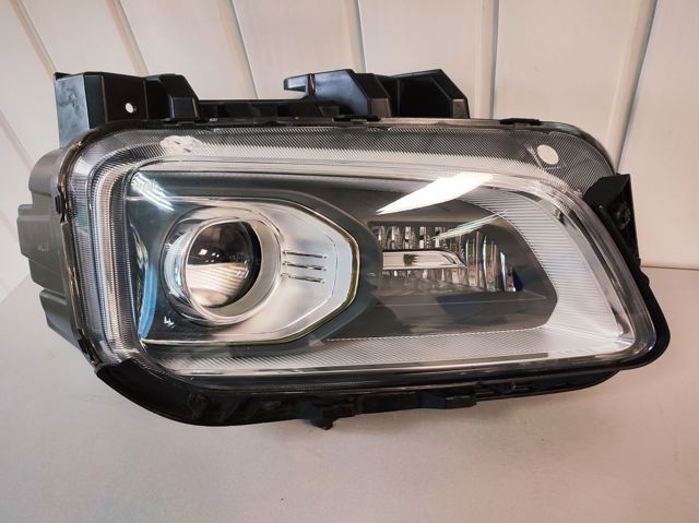 Основная фара - вставка 92102J9150 HYUNDAI