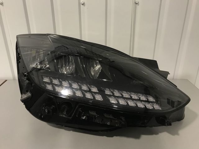 Фара передняя правая 92102KL000 HYUNDAI