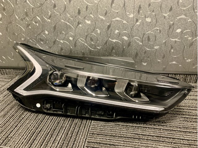 Фара комбинированная, передняя 92102L2100 HYUNDAI