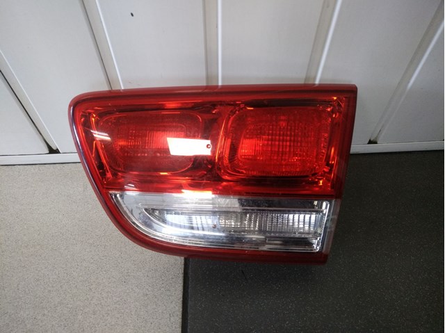 Фонарь задний внутренний правый 92404C5010 HYUNDAI