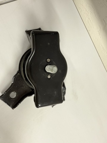 218101C220 HYUNDAI Правая подушка двигателя купить в Харьков