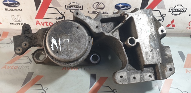 NISSAN 11220JD700 Подушка (опора) двигателя левая верхняя в наличии Украина