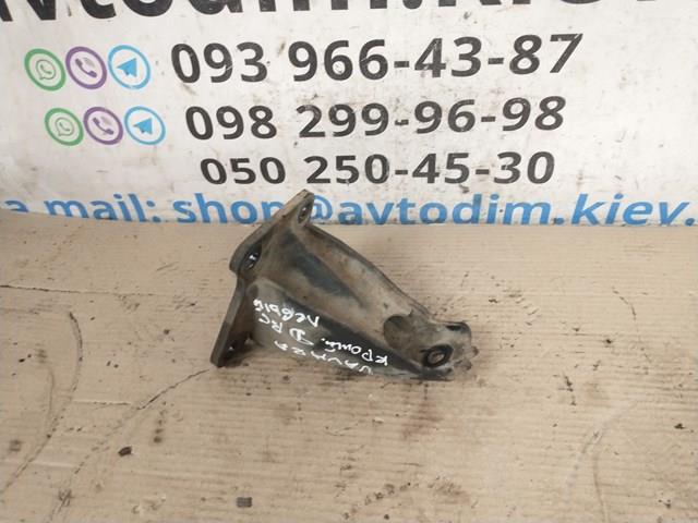 Кронштейн подушки (опоры) двигателя, левой 11233EB300 NISSAN