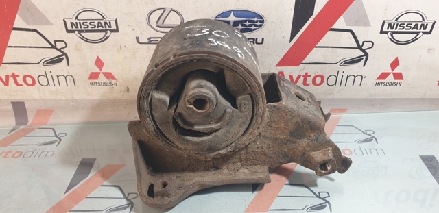 NISSAN 113208H800 Подушка (опора) двигателя задняя в наличии Каменское