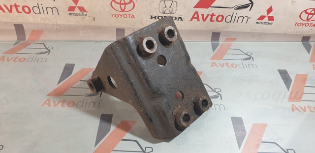 Кронштейн подушки (опоры) двигателя, задней 113328H300 NISSAN