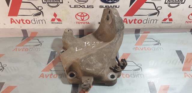 TOYOTA 1232526020 Кронштейн подушки (опоры) двигателя левой в наличии Полтава