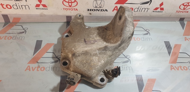 TOYOTA 1232526020 Кронштейн подушки (опоры) двигателя левой в наличии Черновцы