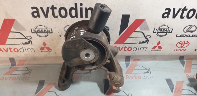 Подушка двигателя 1237126070 TOYOTA