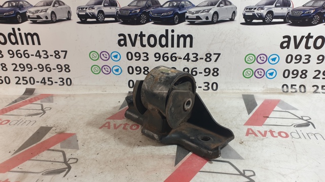 Опора КПП 1237274350 TOYOTA