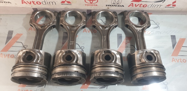 Поршень без колец 131010R020 TOYOTA
