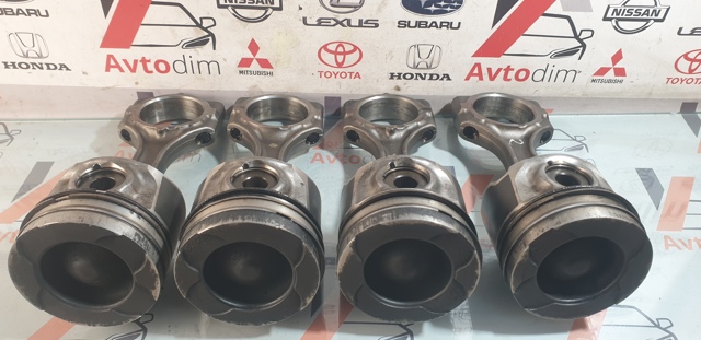 TOYOTA 131010R020 Поршень с пальцем без колец, STD в наличии Украина