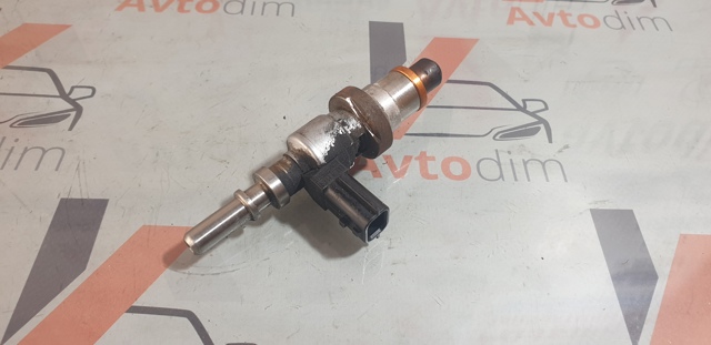 Форсунка дизельная в сборе 1475800QAA NISSAN