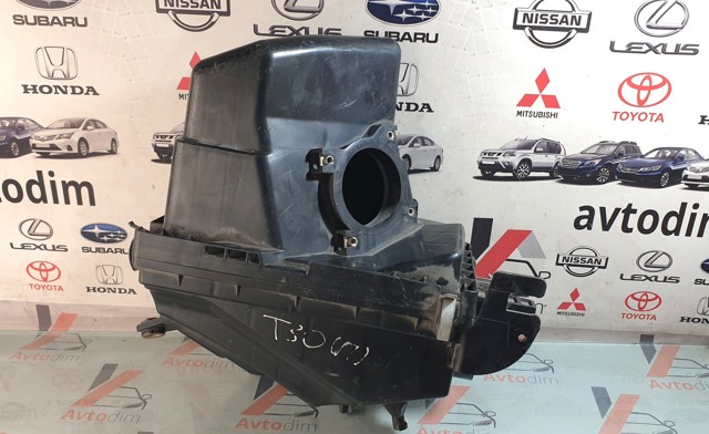 Коробка фильтра 165008H301 NISSAN