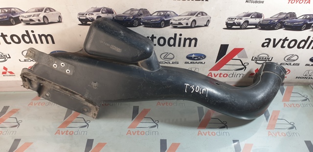 165568H303 NISSAN Воздухозаборник воздушного фильтра купить в Черновцы