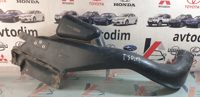 165568H303 NISSAN Воздухозаборник воздушного фильтра купить в Одесса