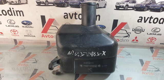 Резонатор воздушного фильтра 165858H302 NISSAN