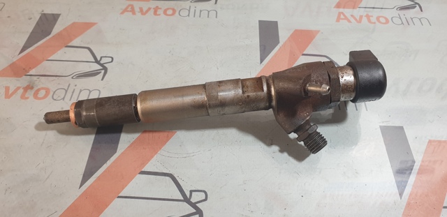 Клапанная форсунка 1660000Q1V NISSAN