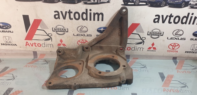 Кронштейн топливного насоса ТНВД 16811EQ400 NISSAN