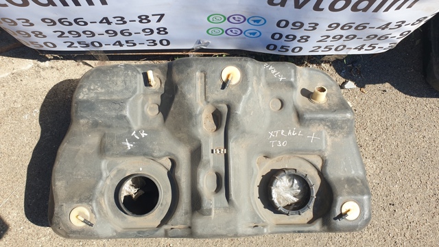 Бензобак Ниссан Икс-Трейл