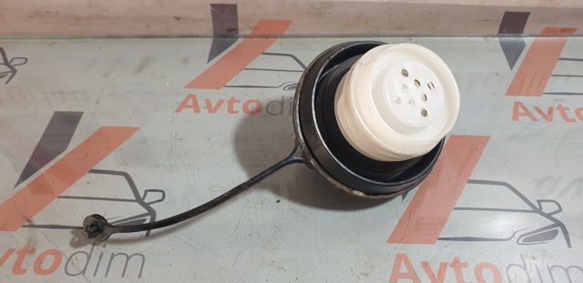 NISSAN 172511JY0A Крышка бензобака в наличии Украина