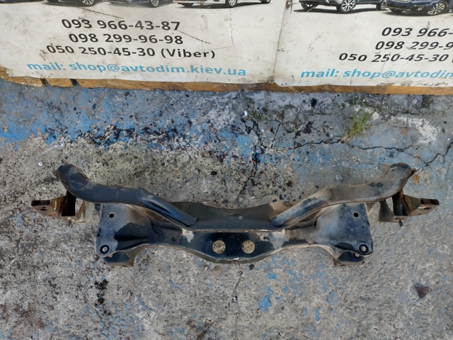 SUBARU 20101SA010 Балка передней подвески (подрамник) в наличии Запорожье