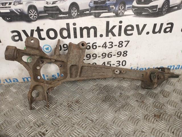 SUBARU 20252AG000 Цапфа задняя правая в наличии Киев