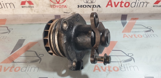 NISSAN 2101000Q0C Помпа в наличии Тернополь