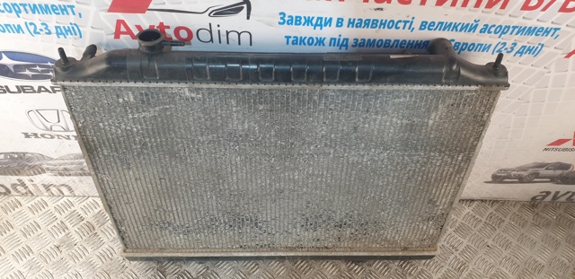 Радиатор охлаждения двигателя 21410VK505 NISSAN