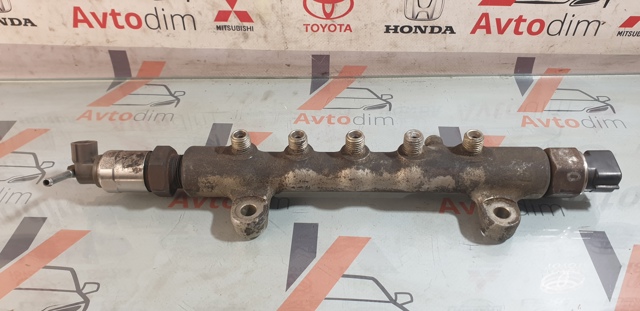 TOYOTA 238100R030 Распределитель топлива (рампа) в наличии Каменское