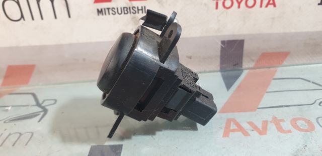 Кнопка аварийного сигнала 25290EA000 NISSAN