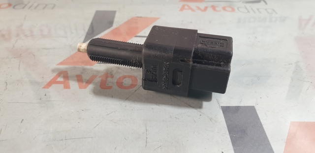Жабка стопов 25320AX00B NISSAN
