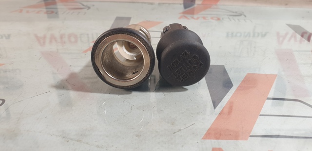 Прикуриватель в сборе 253312Y90A NISSAN