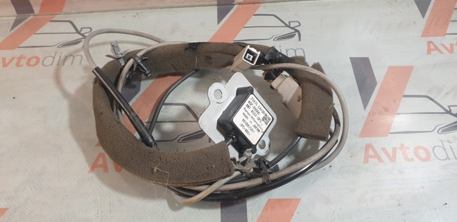 Антенна GPS 25975EA100 NISSAN