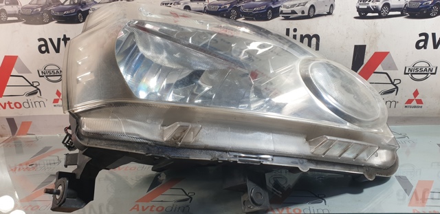 26010JG00A NISSAN Правая фара купить в Ирпень