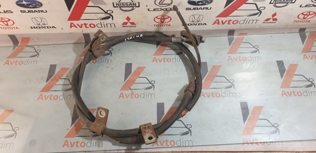 SUBARU 26012AA031 Трос ручного тормоза задний правый в наличии Украина