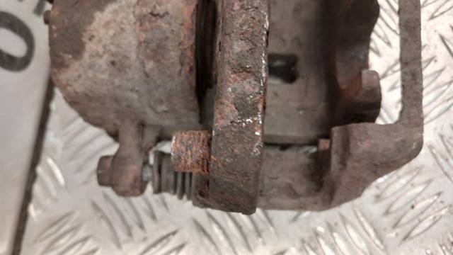 26291AC021 SUBARU Суппорт тормозной передний правый купить в Запорожье