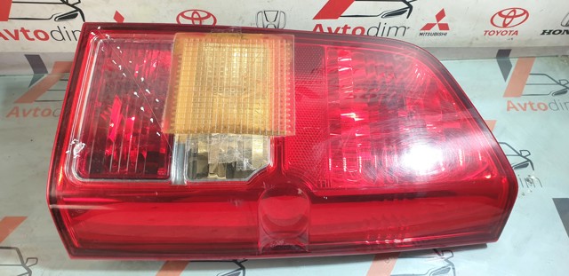 Задний правый стоп Nissan Pathfinder