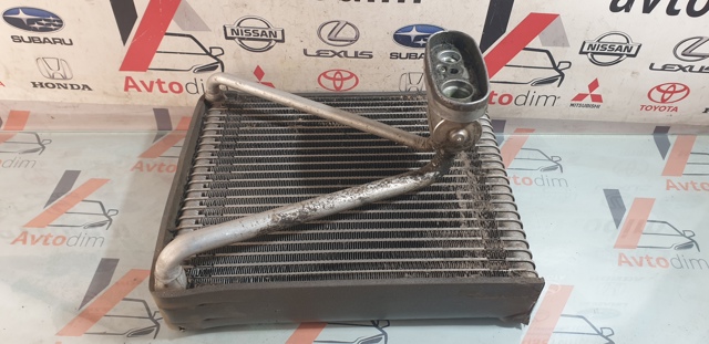 Охладитель воздуха 272808H600 NISSAN