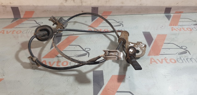 Передний левый датчик абс 27540SG011 SUBARU