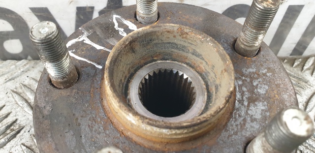 28373SC000 SUBARU Ступица передняя купить в Кривой Рог