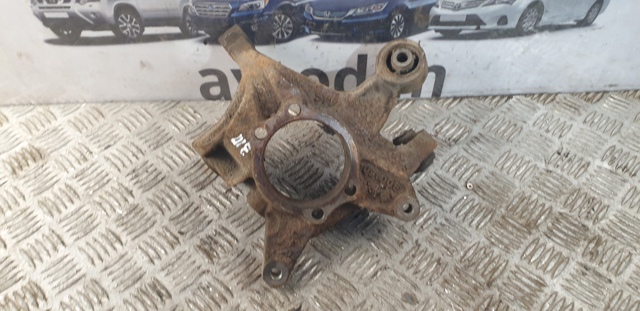 Кулак поворотный правый 28411SG000 SUBARU