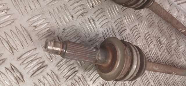 Приводы задних колес 28421SC003 SUBARU