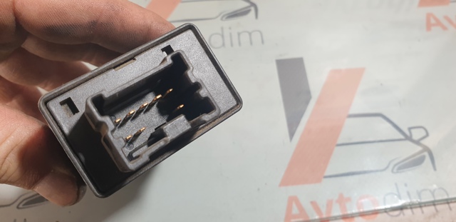 285963Y500 NISSAN Датчик бесключевого доступа двери (приемник ключа) купить в Черкассы