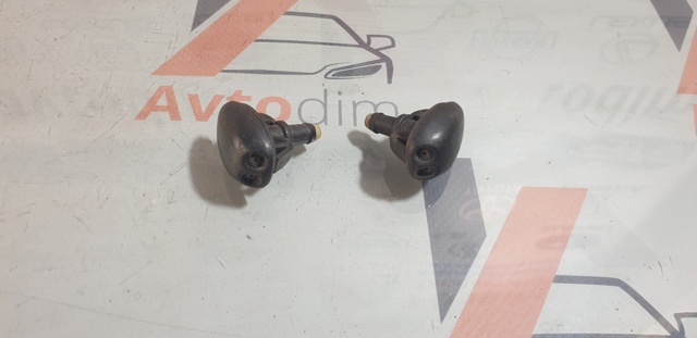 Форсунка омывателя левая 289318H910 NISSAN