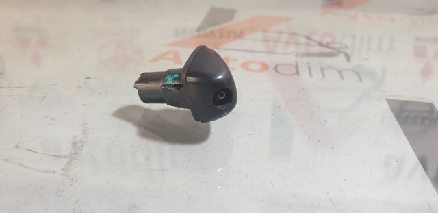 Омыватель стекла двери задка 289701KA0A NISSAN