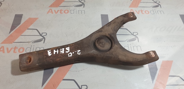 Вилка сцепления 305319E000 NISSAN