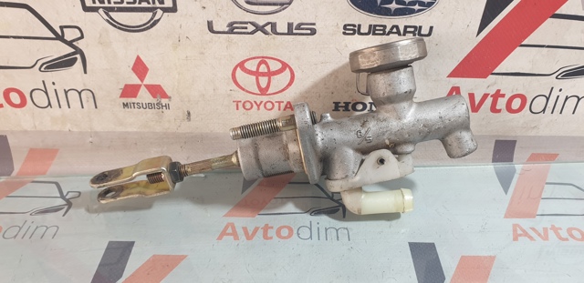 306104M467 NISSAN Цилиндр сцепления главный купить в Ирпень