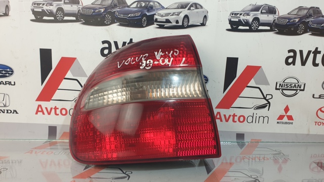 VOLVO 30621887 Фонарь задний левый в наличии Украина
