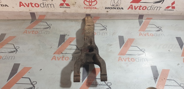 Вилка сцепления 3120460090 TOYOTA