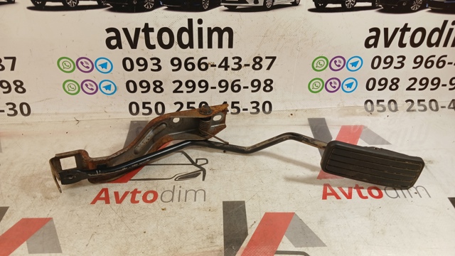 Педаль акселератора 36011AA011 SUBARU